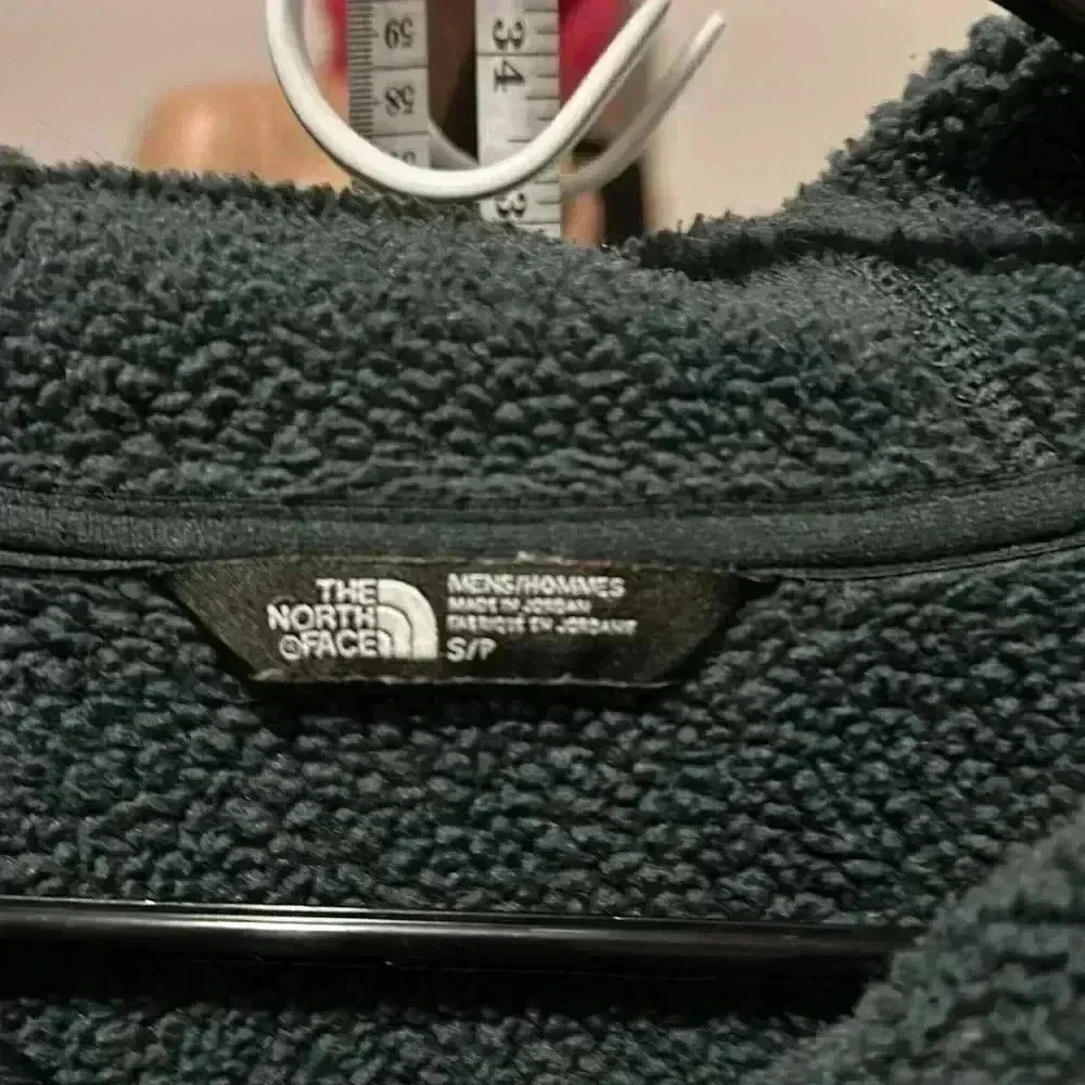 North face full zip.  Call out, hole as pictured